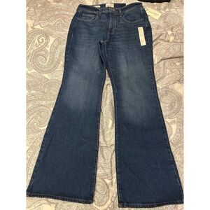 NWT Size 10 Universal Thread Flare